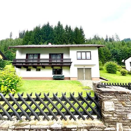 Forestside Raceway Hideaway