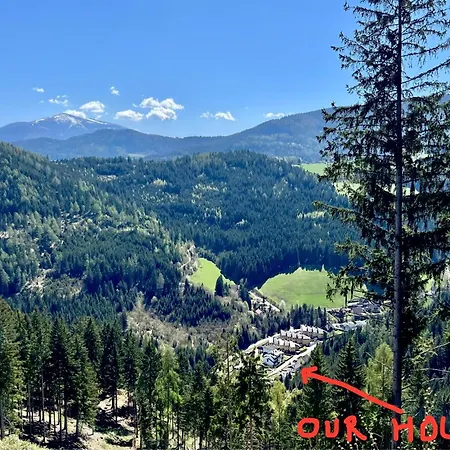 Forestside Raceway Hideaway Vakantiehuis