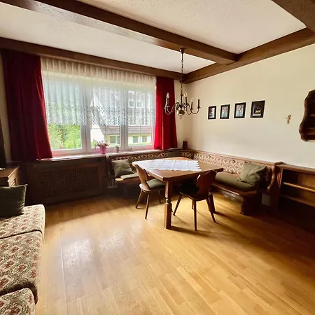 Forestside Raceway Hideaway Сasa de vacaciones