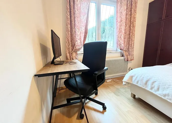 度假居 Forestside Raceway Hideaway