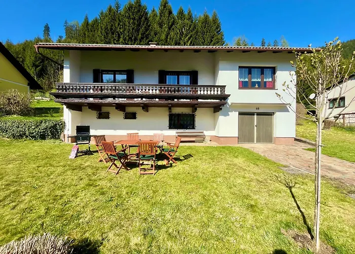 Сasa de vacaciones Forestside Raceway Hideaway