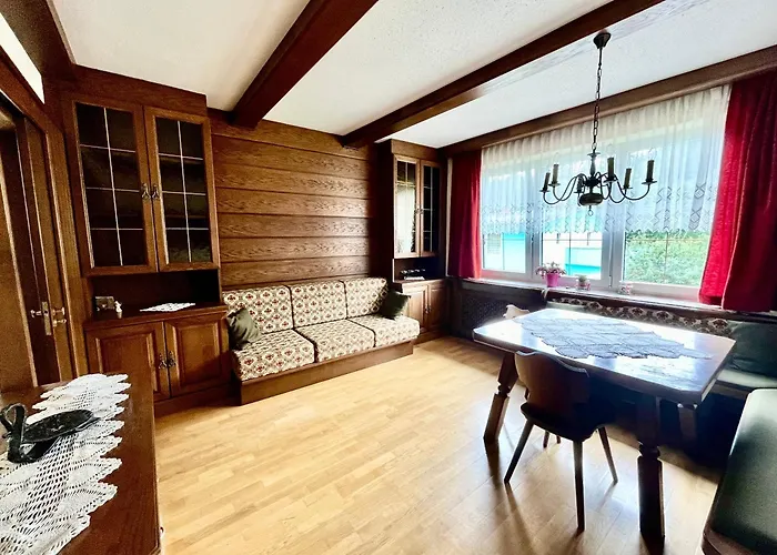 Forestside Raceway Hideaway 度假居 尤登堡