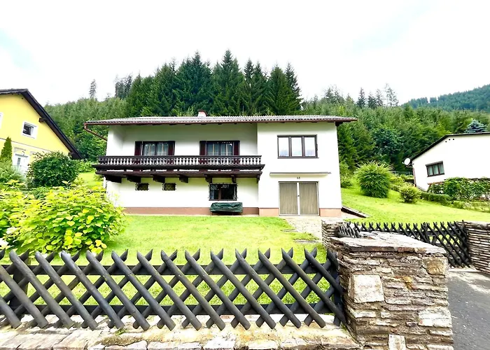 Forestside Raceway Hideaway